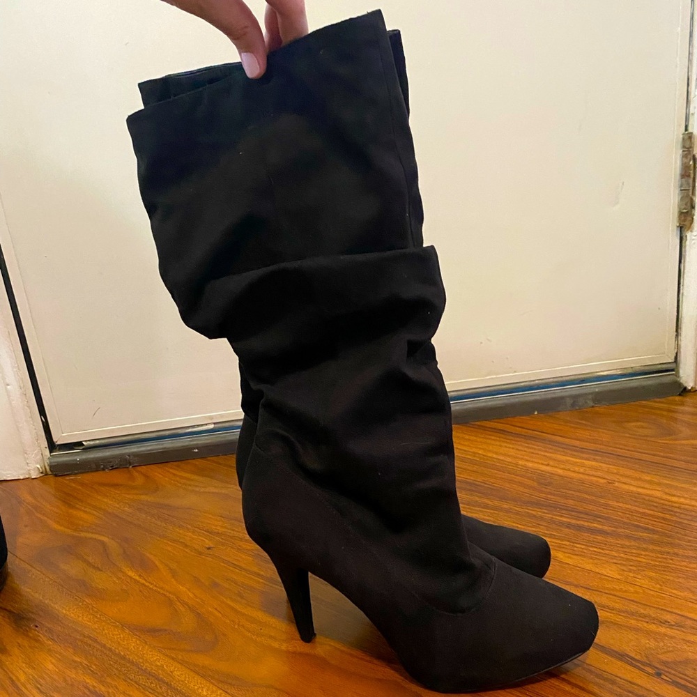 Elle Black Suede Pointed Toe Slouchy Heeled Boots Size 8.5